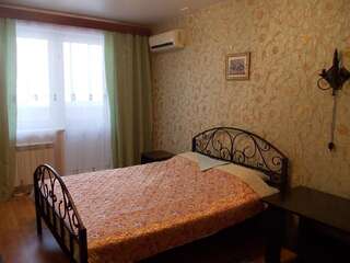 Гостиница на Бунина Липецк Двухместный номер с 1 кроватью или 2 отдельными кроватями и балконом-2